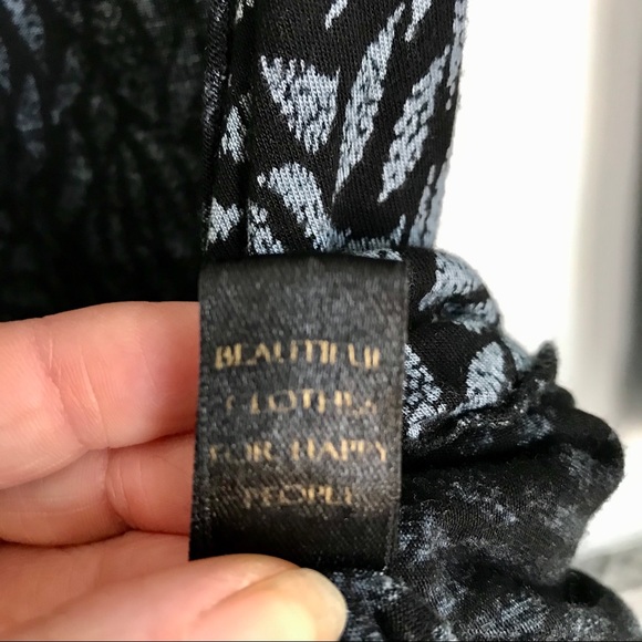 Revolve Indah Leaf Print Open Back Oversized Slouchy Top Women’s S/M Blue - Picture 12 of 14